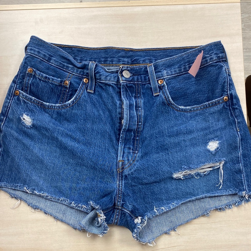 Levi's Blue Distressed Jean Shorts sz 31
